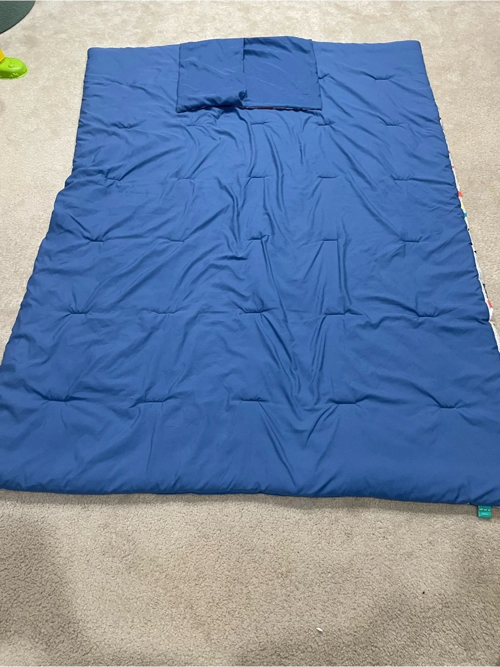 Kids Pillowfort twin comforter and pillow sham